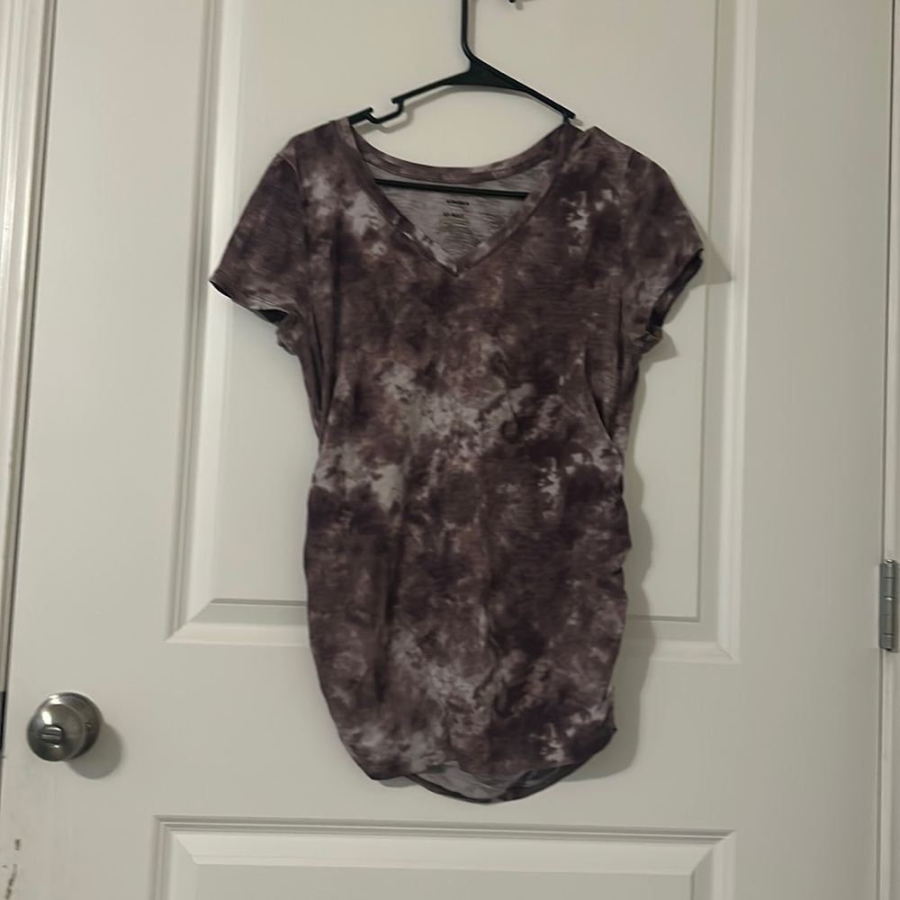 Pirple maturnity shirt